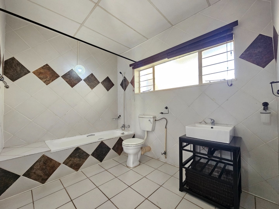 4 Bedroom Property for Sale in Vaalpark Free State